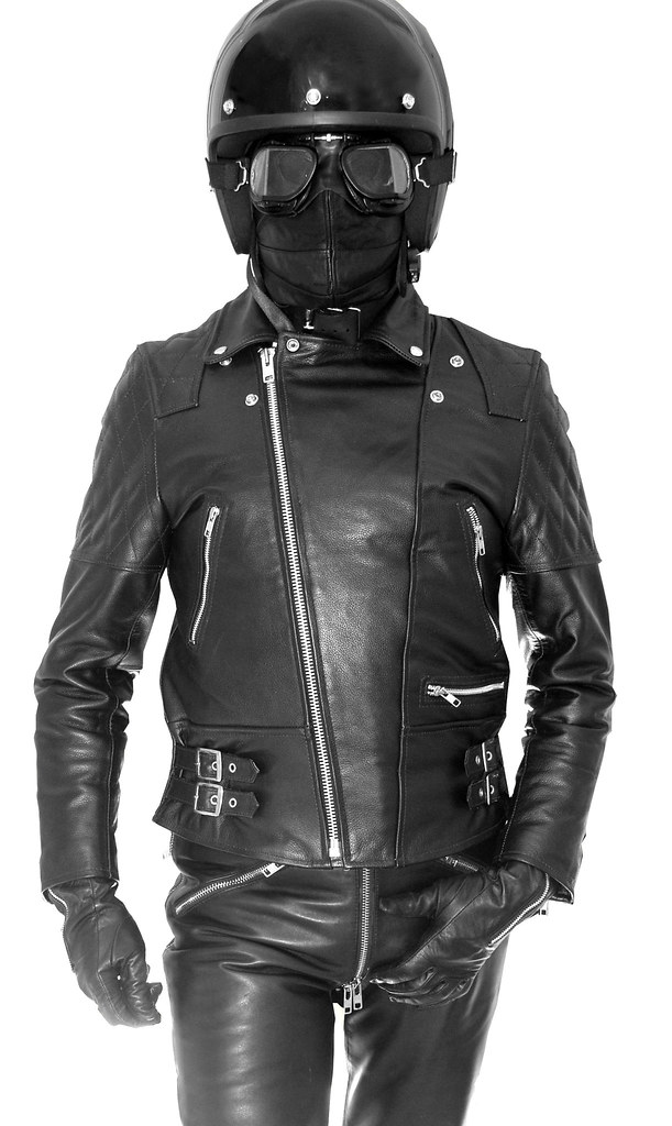 p1192 Heavy leather biker gear and serious leather masking… Flickr