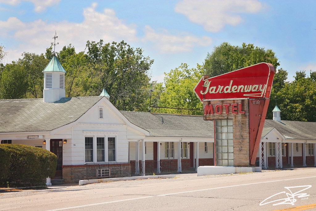 Gardenway Motel Villa Ridge, MO photographed August 2009 N… Flickr