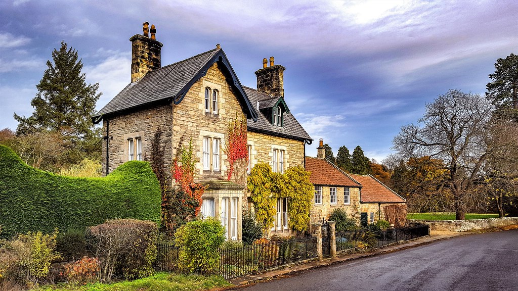 Egton Bridge. Egton Bridge is a village in the Scarborough… Flickr