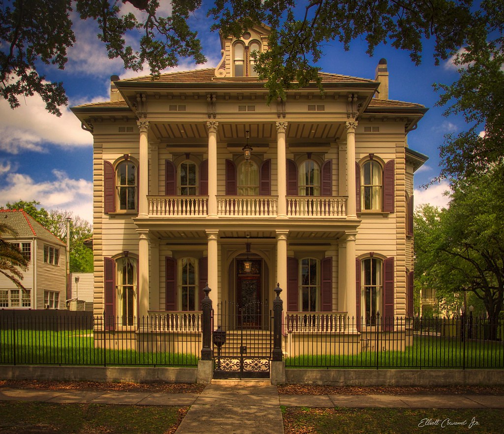 3711 St. Charles Ave., New Orleans a photo on Flickriver