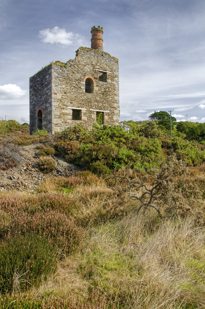 Wheal Ellen Engine House, Porthtowan, Cornwall At the head… Flickr