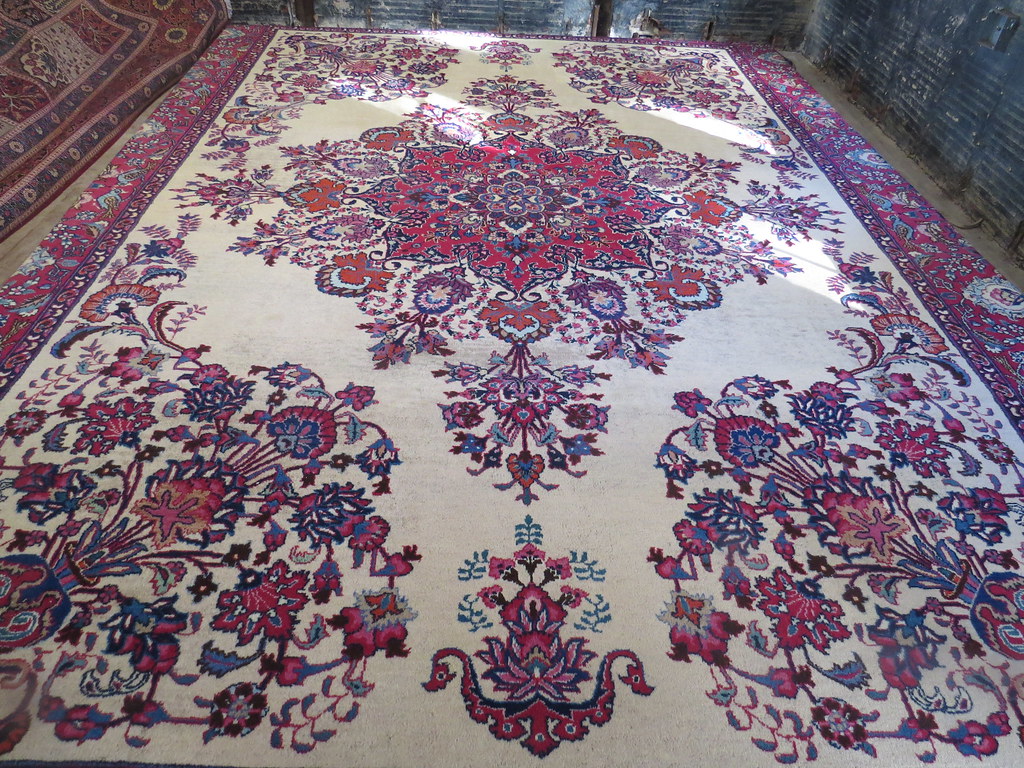 Mashad Persian Rug 10x13 Carpetbeggars Discount Persian Ru… Flickr