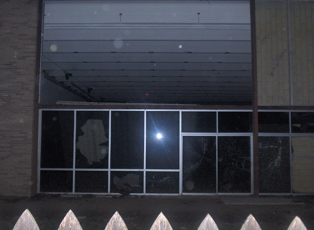 lksdjf 013 robert a. lee rec center on burlington and gilb… Flickr