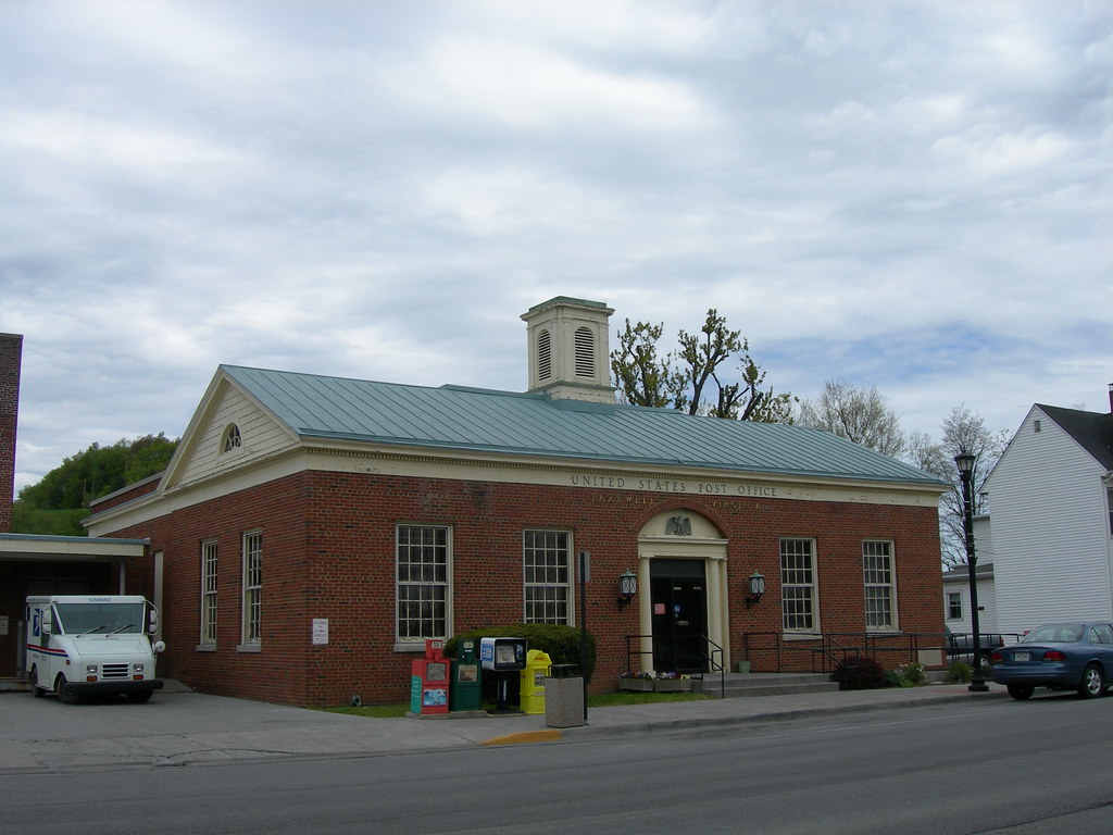 Tazewell, Virginia 24651 Post office built in 1938. Inside… Flickr