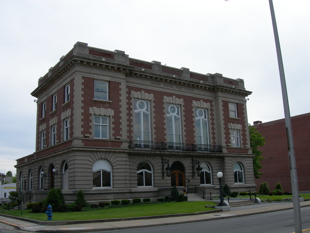 Bristol, Tennessee 37621 This is the old Bristol post offi… Flickr