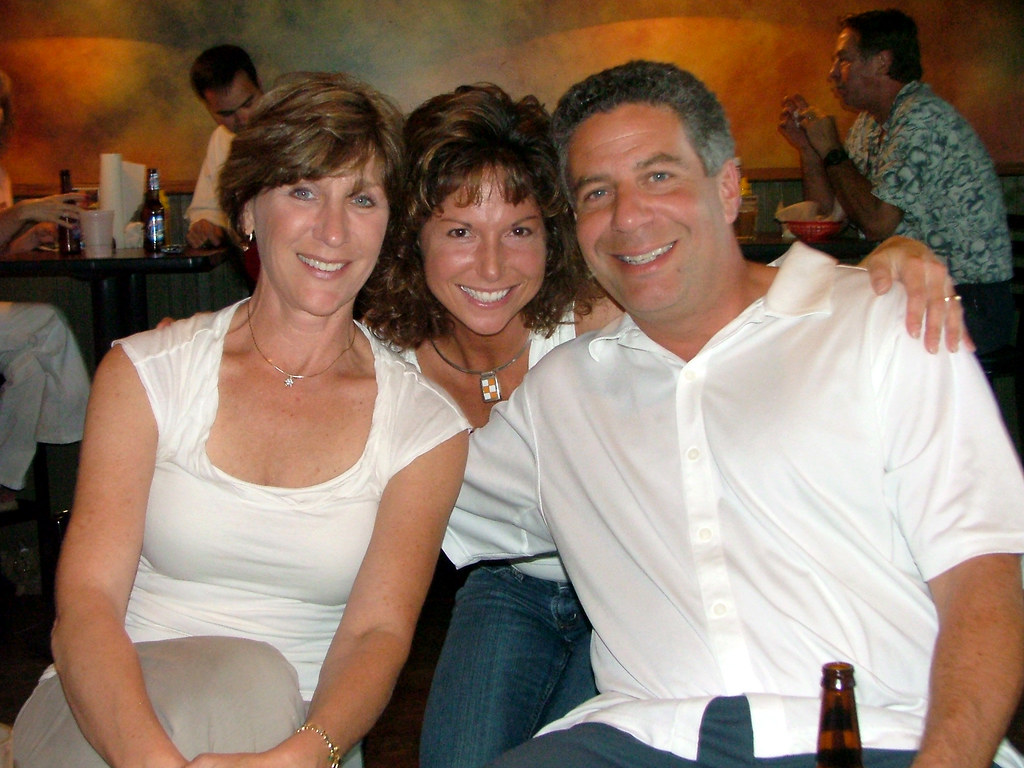 volchick+pearls Kim Pearl, Volchick and Bruce Pearl. Bryan Campbell