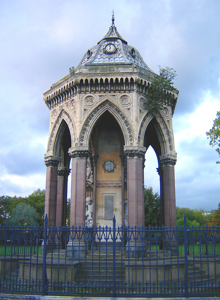 Drinking fountain, Victoria Park The bequest of Angela Bur… Flickr