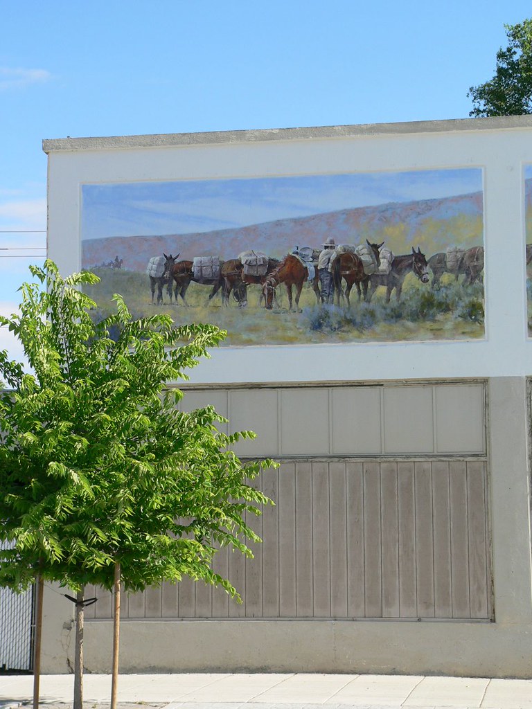 Oregon Trail Mural Detail in Vale Oregon 65 a photo on Flickriver