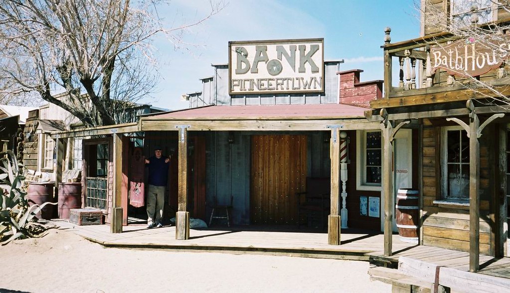 Pioneertown Bank & Bath House Pioneertown was built in 1… Flickr