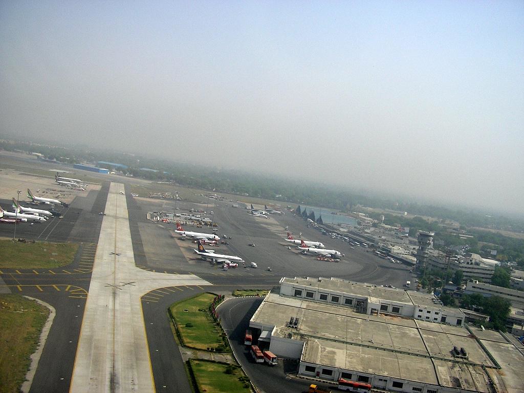 Delhi Airport Terminals 1A, 1B An aerial view of the domes… Flickr