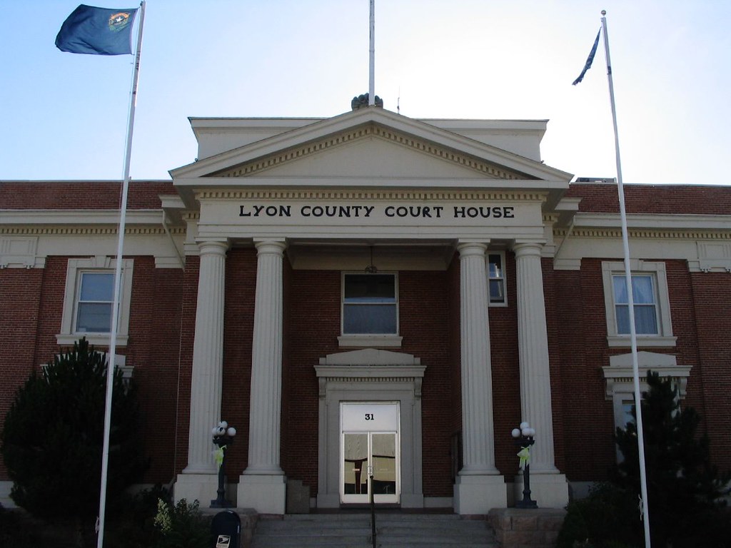 Lyon County Courthouse, Yerington, Nevada Yerington is a c… Flickr