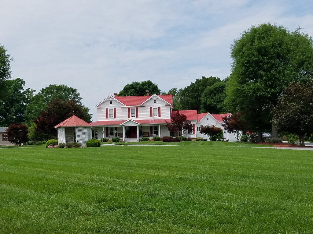 attractive home near Prospect Hill, NC smartphone dump Kipp Teague