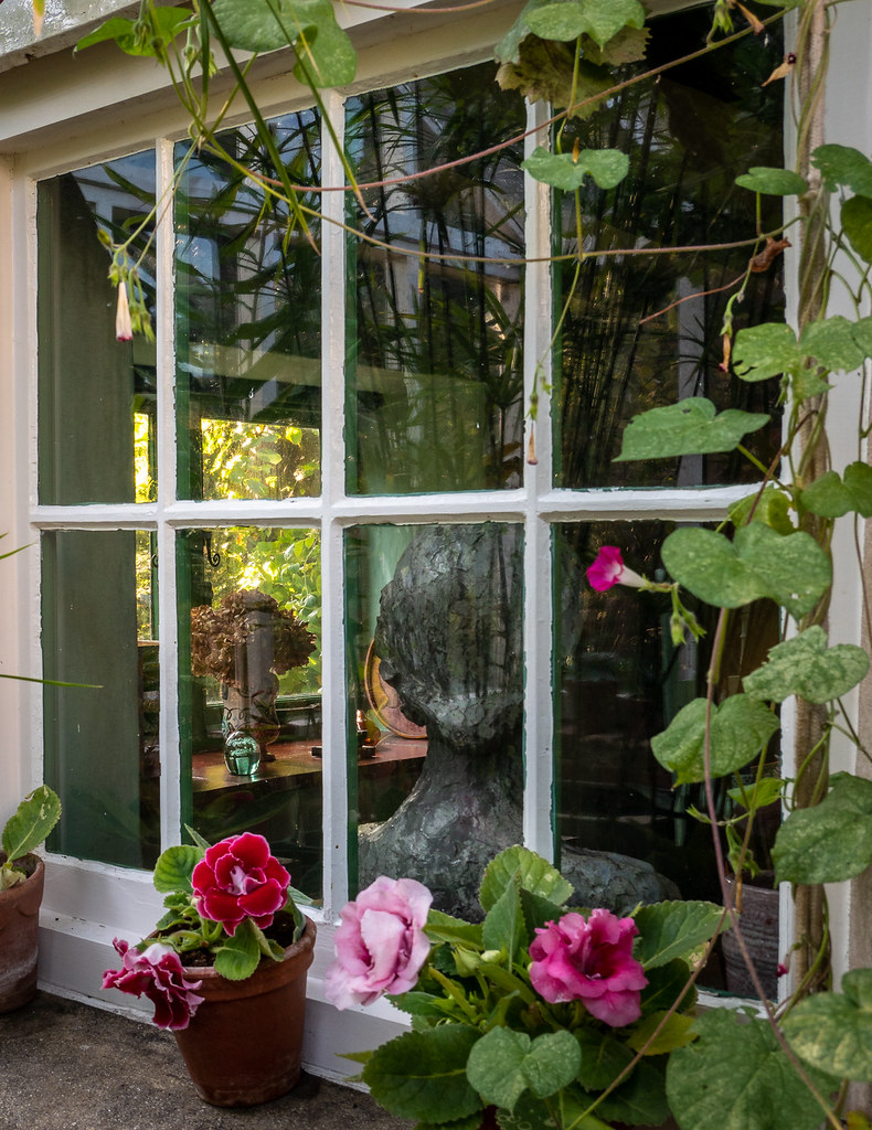 Monk's House, Virginia Woolf's home, Rodmell Bob Radlinski Flickr