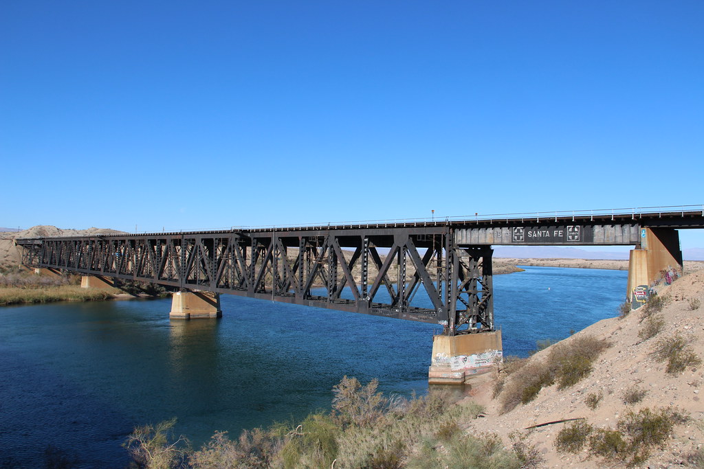 BNSF Colorado River Bridge (Topock, Arizona and Needles,… Flickr