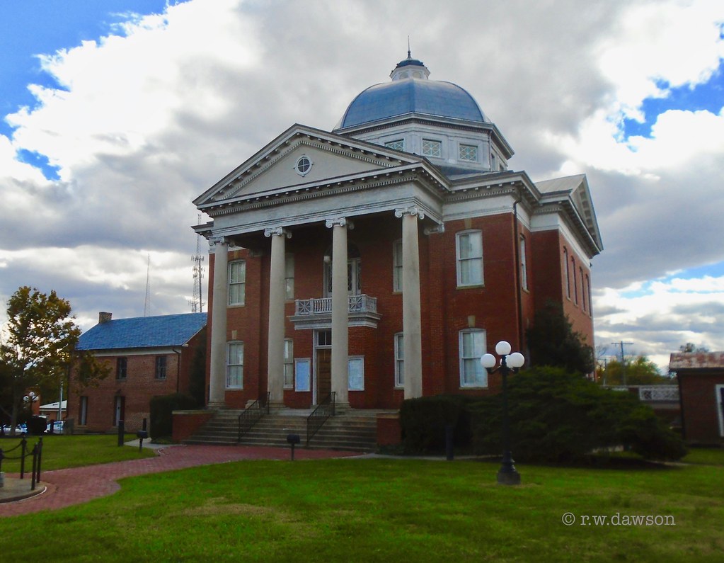 Louisa Courthouse Town of Louisa, Louisa County, Virginia r.w