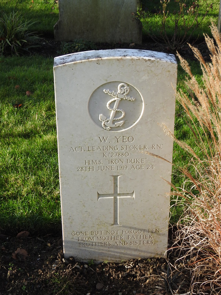 Weston Mill Cemetery, Plymouth 30 November 2018 HMS Iron D… Flickr