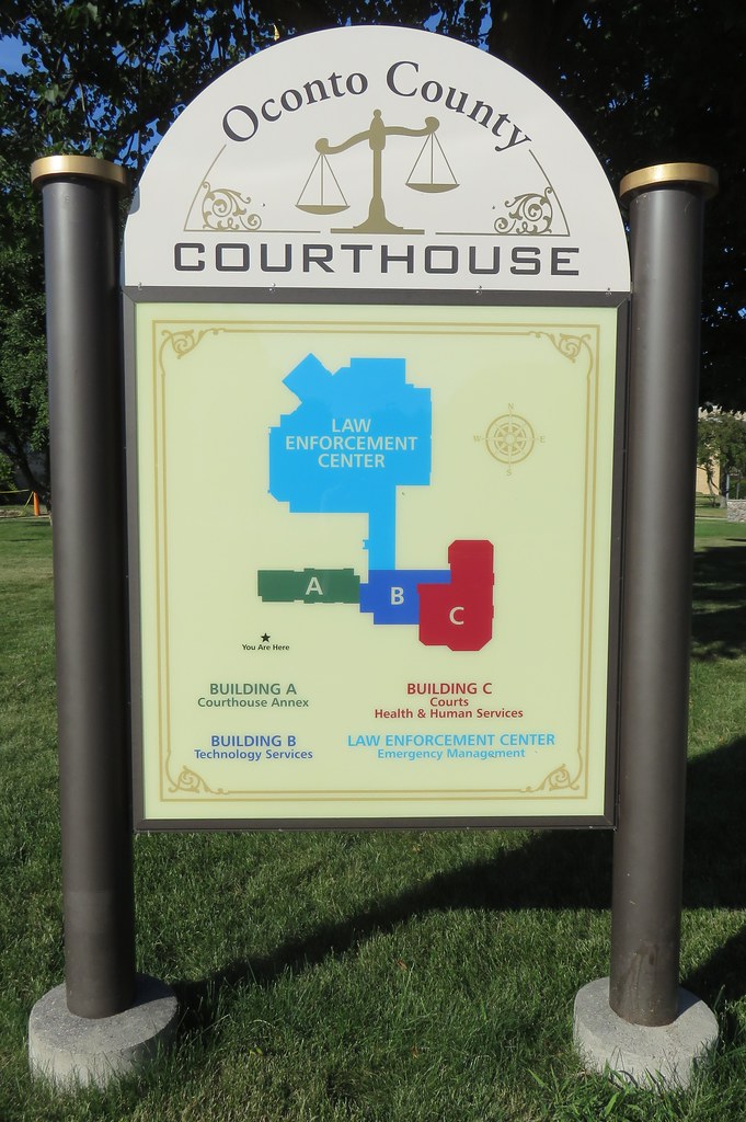 Oconto County Courthouse Sign (Oconto, Wisconsin) The Ocon… Flickr