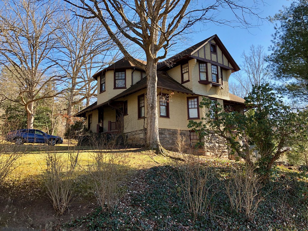 Clemantis Cottage (Laurel Cottage), Albemarle Park, Ashevi… Flickr