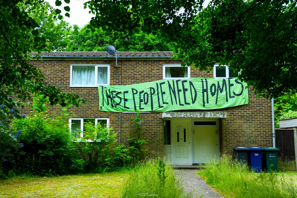 Sweets Way Estate, N20 Feel free to follow LFaurePhotos o… Flickr