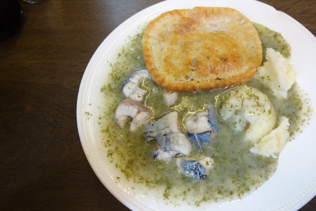 Pie, Mash and Eel "Pie, Mash and Eels". Loadsa white peppe… Flickr