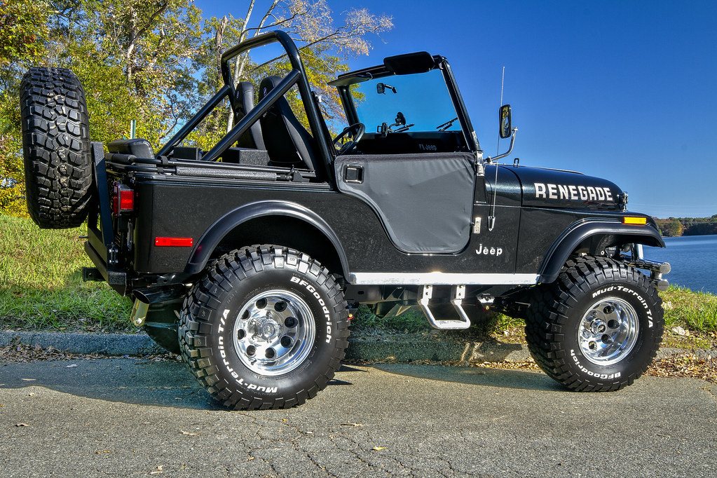 2018 1111 81 CJ5 Jeep Portraits7D 046.2HDR LR