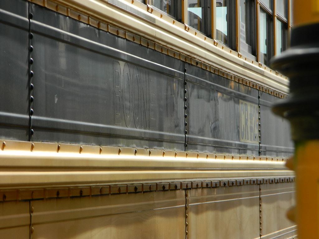 exBoone County Schools 120 (4) CR Truck Sales Grayson, … Flickr