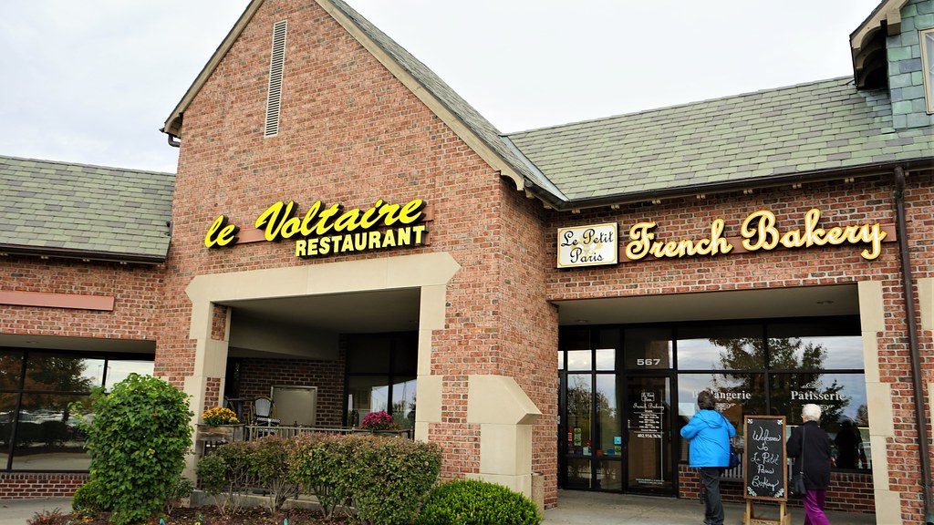 04B OMAHA NB LE PETITE PARIS FRENCH BAKERY 01 John Hagstrom Flickr