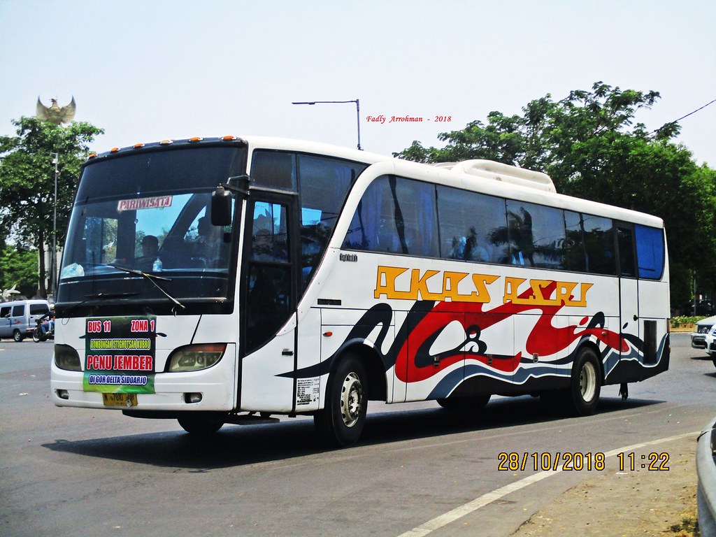 Bus Pariwisata Akas Asri