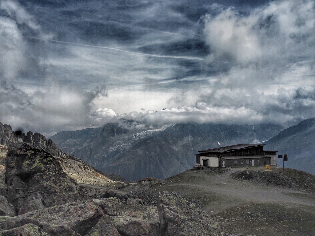 Stormy weather above Chamonix André Laszlo Flickr