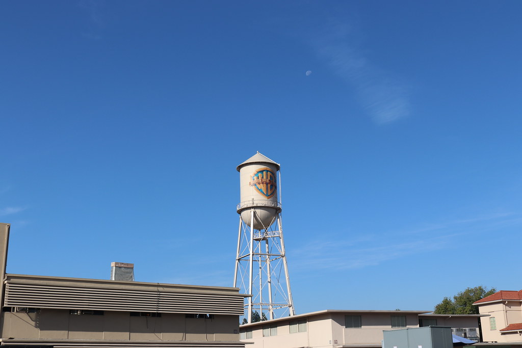 Warner Brothers Water Tower The Warner Bros. Water Tower i… Flickr