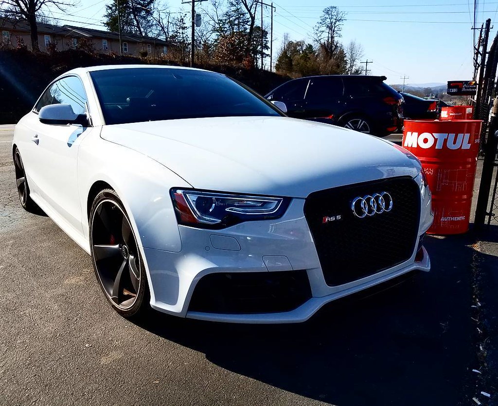 2015 Audi RS5 20K Service S tronic Fluid Service Maintenan… Flickr