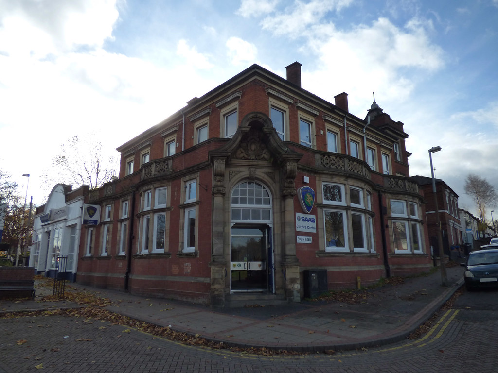 Trinity Motors High Street, Smethwick After checking out… Flickr