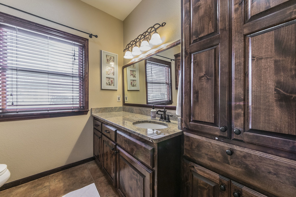 1808 Rockview Drive Granbury, TX 76049 Brent Eckley Flickr