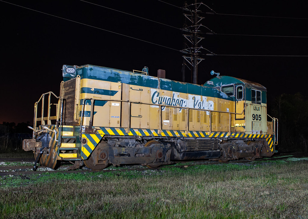 Lone Star Leasing LSLX 905 (SW8) Orange, Texas Flickr