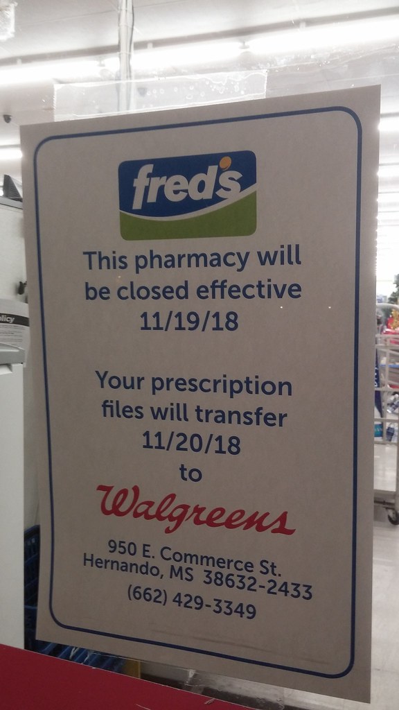 Prescription Transfer Notice Stepping up to the store entr… Flickr