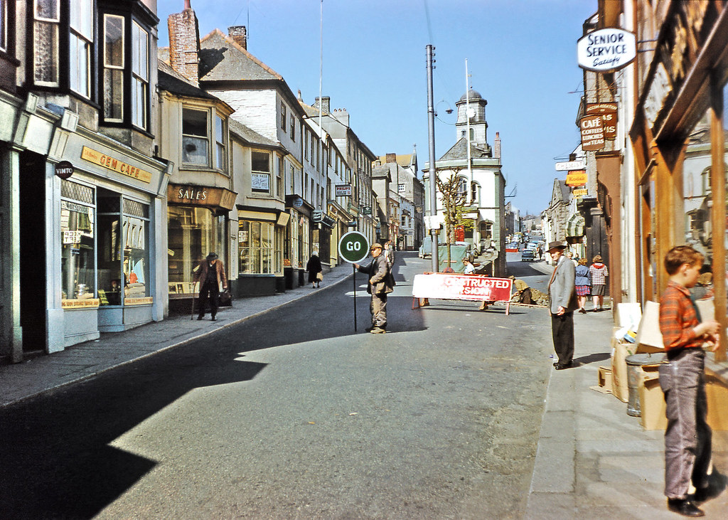 Penryn Late1950s A late1950s scene in Lower Market Str… Flickr