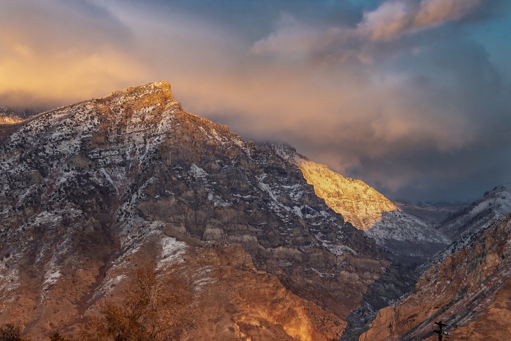 Squaw Peak at Sunset Squaw Peak in Autumn at Sunset Canon… Flickr
