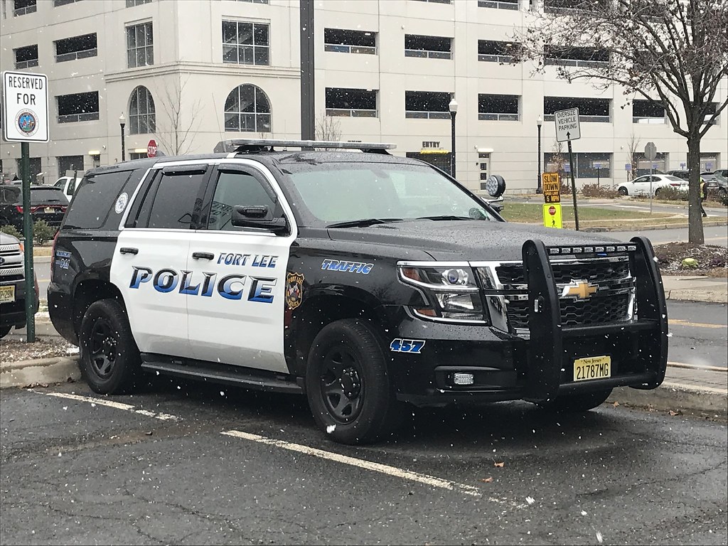 Fort Lee, NJ Police 457 Traffic 2017 Chevrolet Tahoe First on Scene