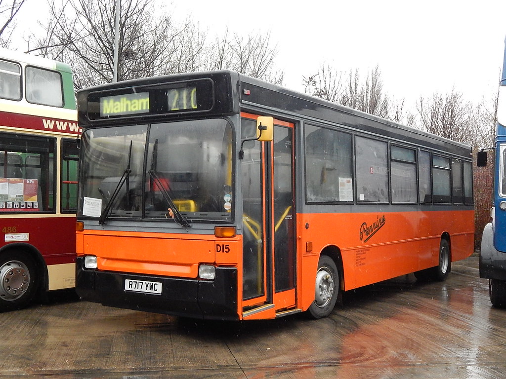 D15 R717YWC pennine Ravensthorpe, Dewsbury Bus Muesum's Sp… Flickr