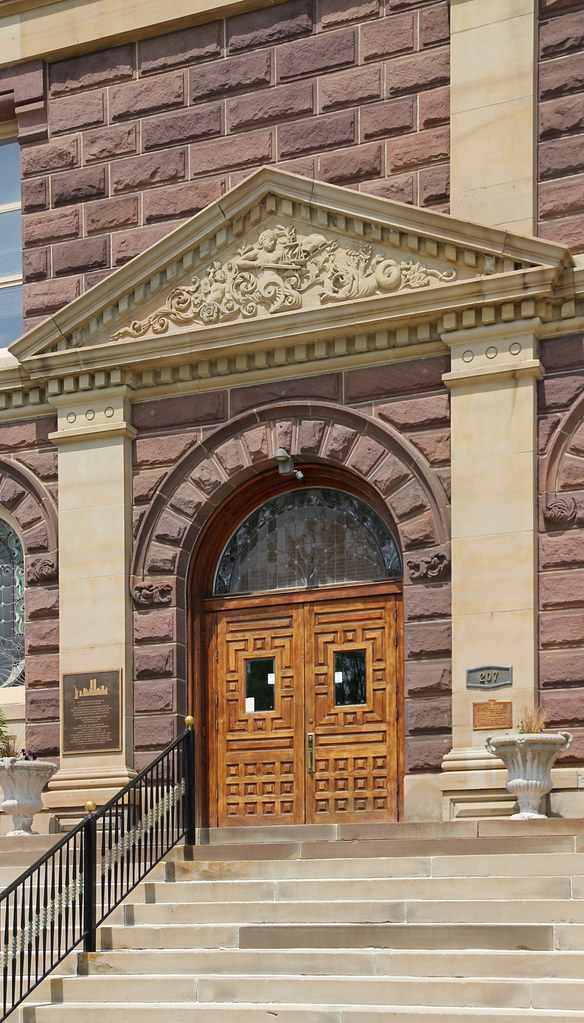 Entrance, Pickaway County Courthouse — Circleville, Ohio Flickr