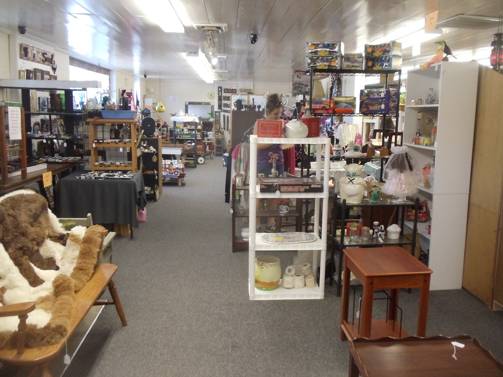 Cobble Ridge Coop Flea Market Gaines, NY Carolyn Flickr