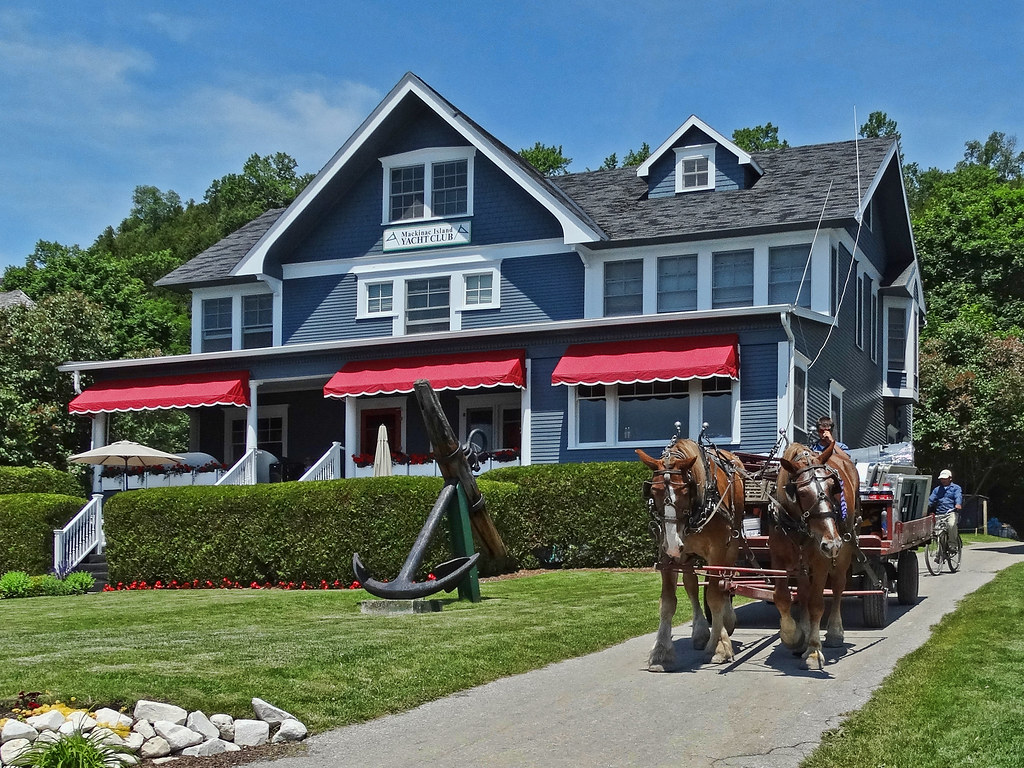 Mackinac Island Yacht Club The Mackinac Island Yacht Club … Flickr