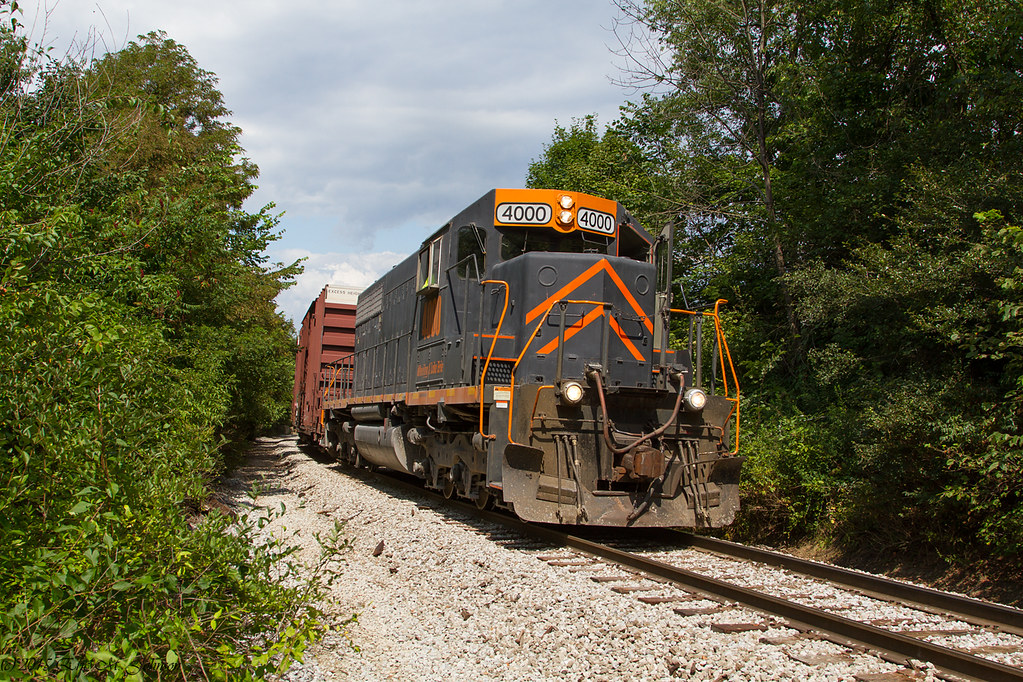 WE 4000 eb 611 with 6 cars Gastonville PA 882015 Flickr