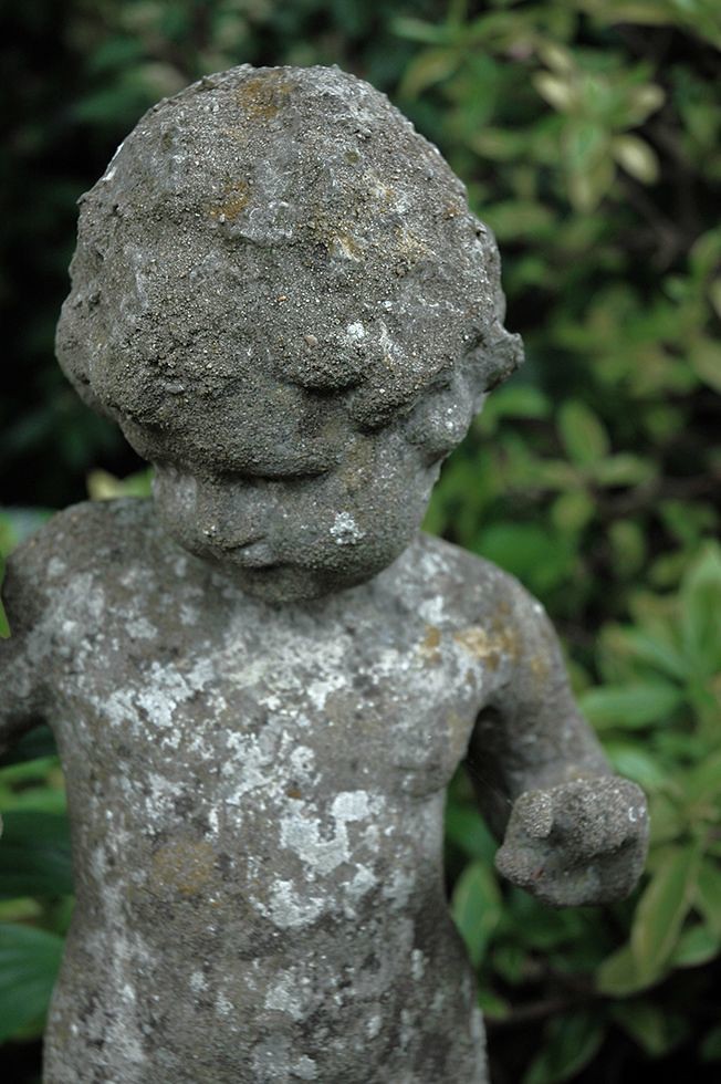 Victorian Statue Study of a Victorian garden statue in Mar… Flickr