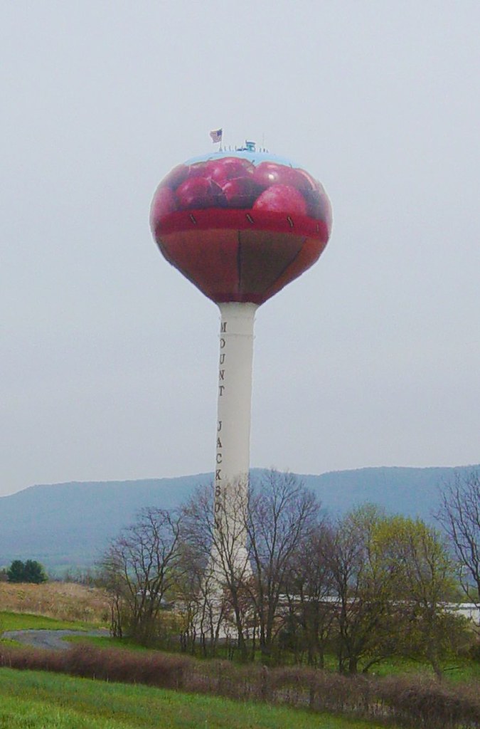 Apple Basket watertower, Mount Jackson, Virginia I81 Flickr