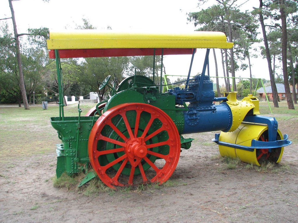Old Steamroller at Coronation Park See it in action in the… Flickr