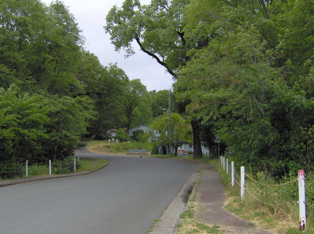 Mill Creek Drive Looking north from Commercial Street at t… Flickr