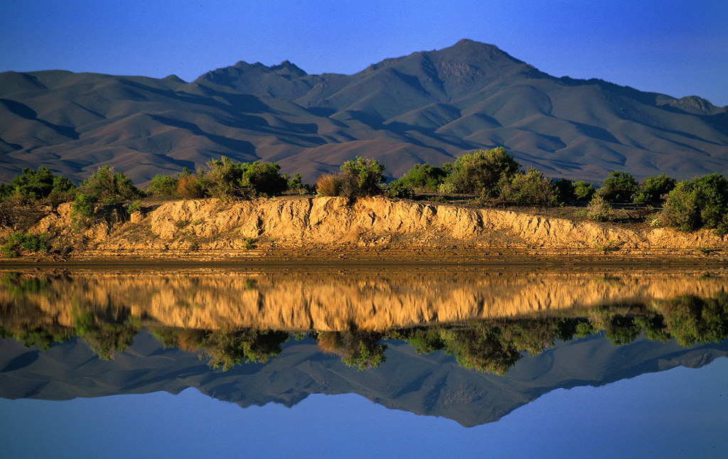 Pumpernickel Valley So early and I'm driving through north… Flickr