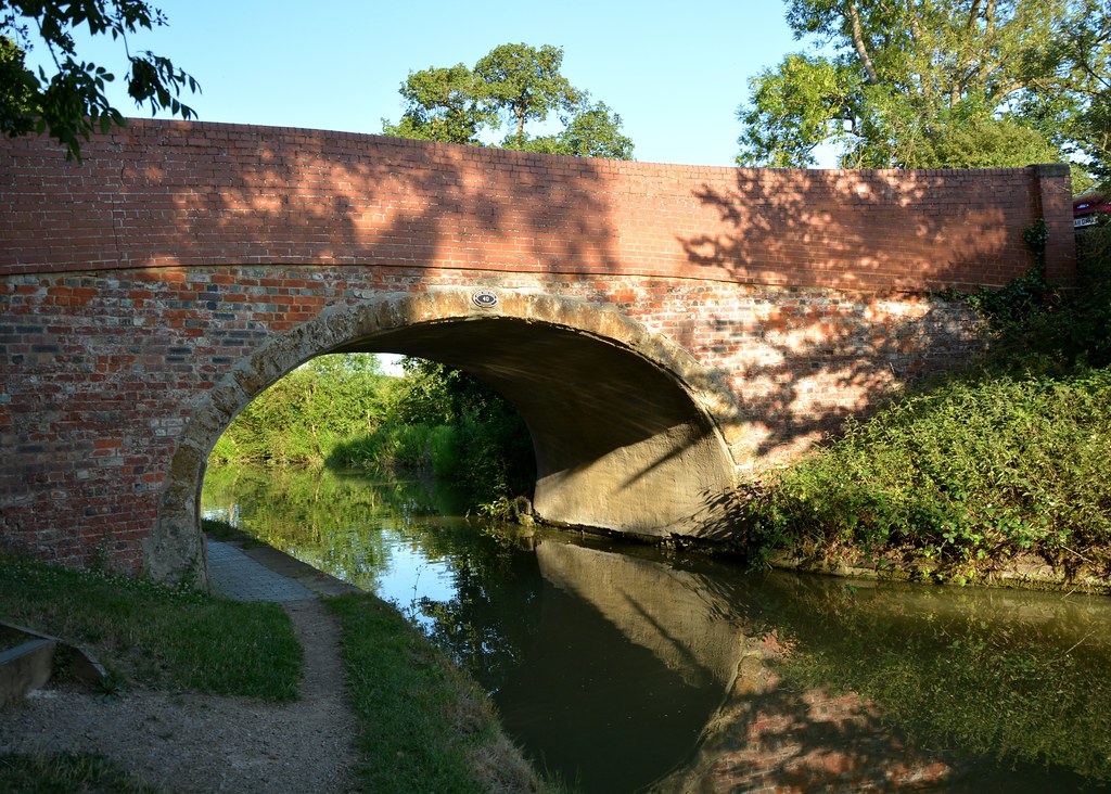 Bugbrooke, Grand Union Canal Bridge Number 40 The pleasant… Flickr