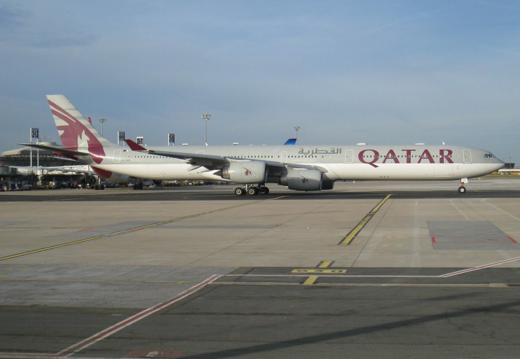 A7AGA, A340642, cn 740, Qatar Airways, CDG/LFPB, 01/2011… Flickr